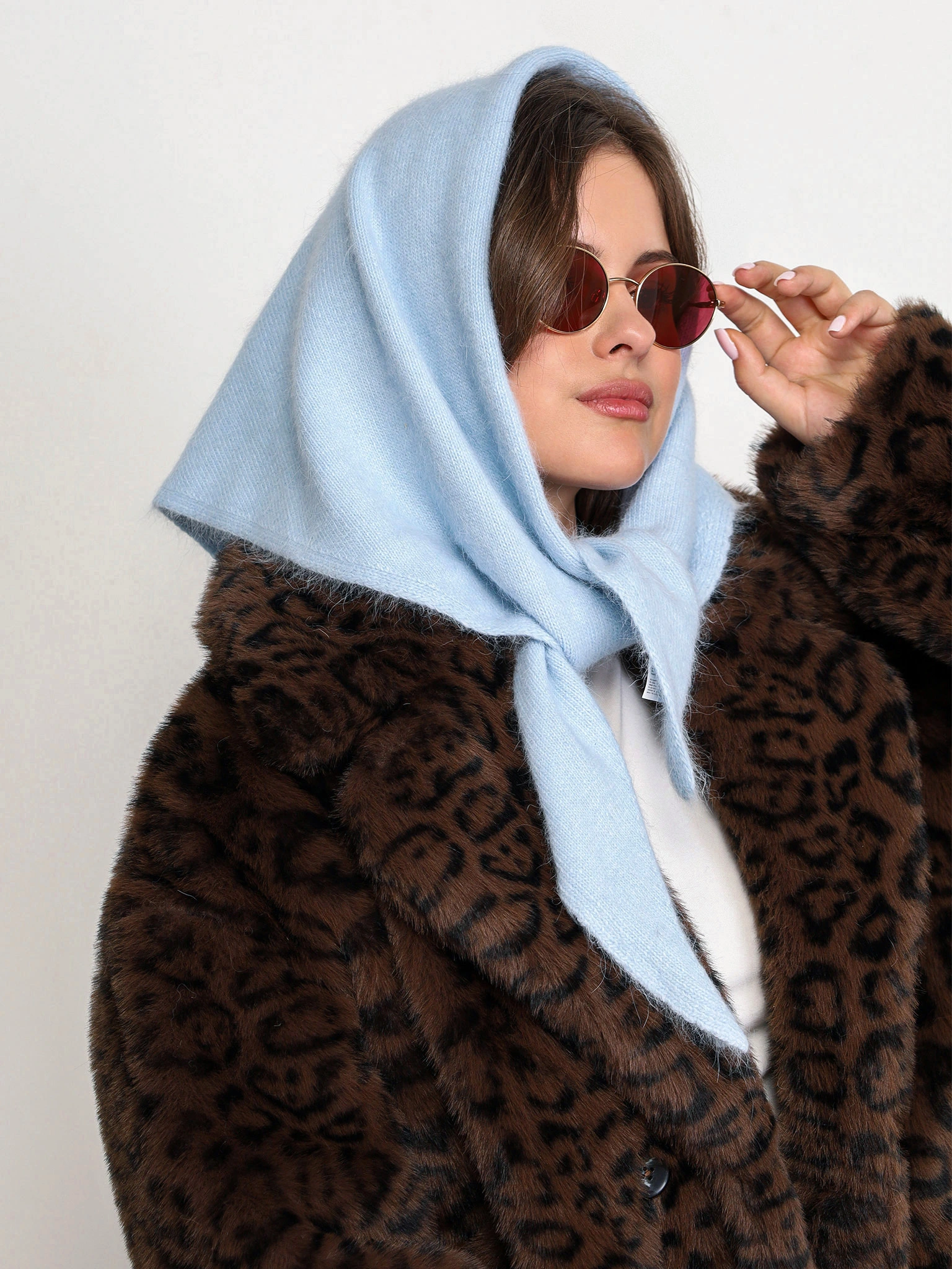 Шарф-косынка с декоративной нашивкой в ассортименте